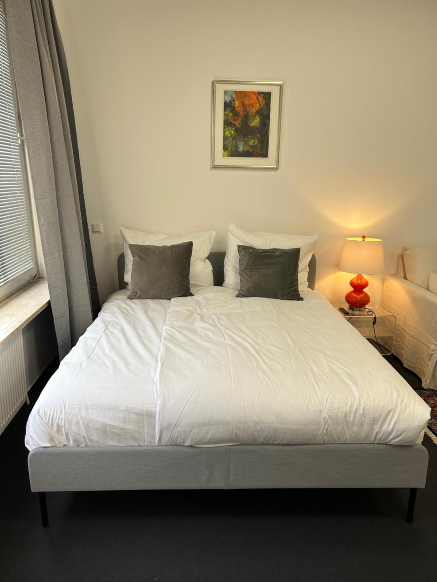 35 Qm Grosses Apartment Mit Eigenem Badezimmer In Den Elbvororten Hamburg Luaran gambar