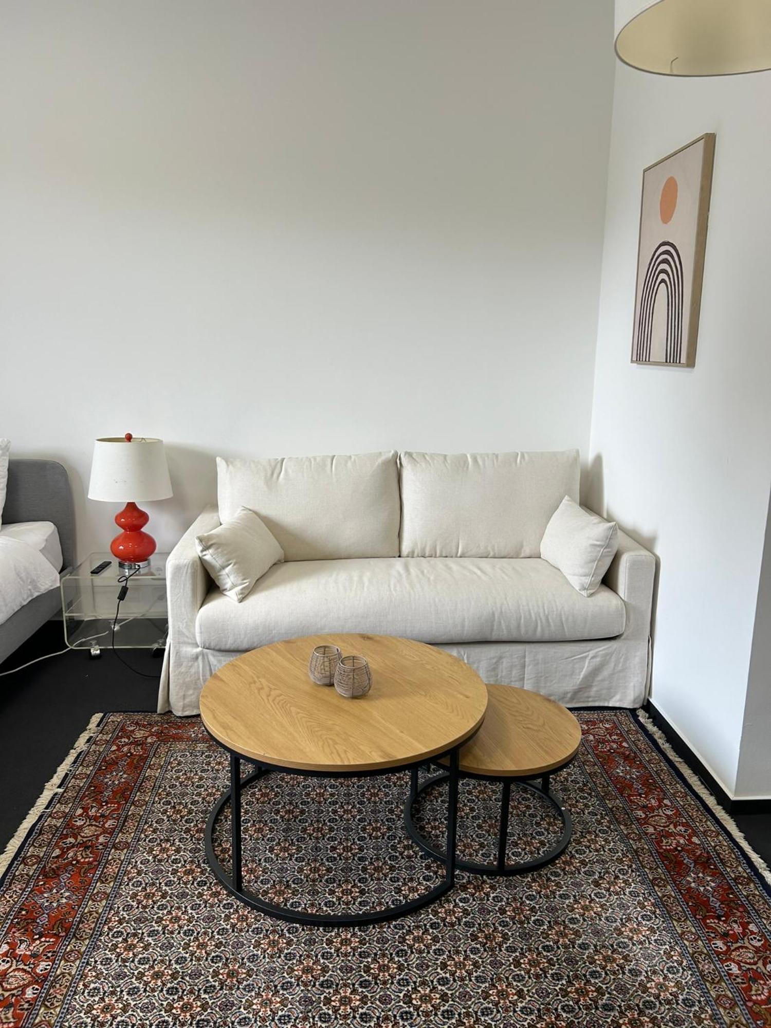 35 Qm Grosses Apartment Mit Eigenem Badezimmer In Den Elbvororten Hamburg Luaran gambar